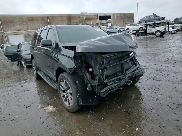 2021 Chevrolet Suburban - Image 11