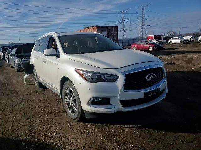 2017 Infiniti QX60 - Image 10