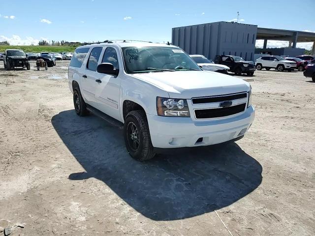 2009 Chevrolet Suburban - Image 12