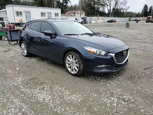 2017 Mazda 3 - Image 11