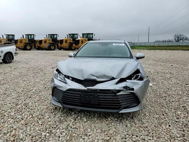 2023 Toyota Camry - Image 11