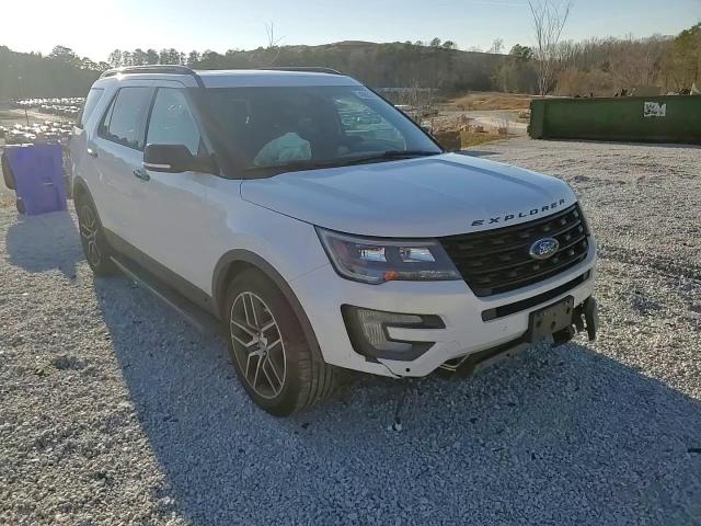 2017 Ford Explorer - Image 11
