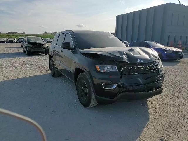 2017 Jeep Grand Cherokee - Image 11