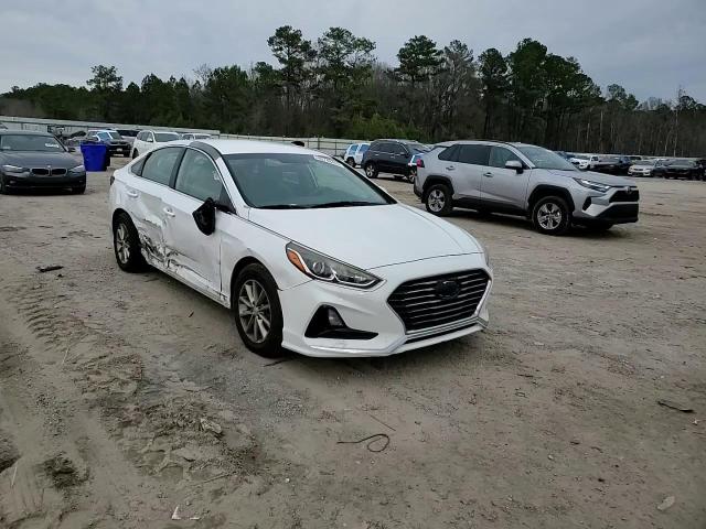 2018 Hyundai Sonata - Image 11