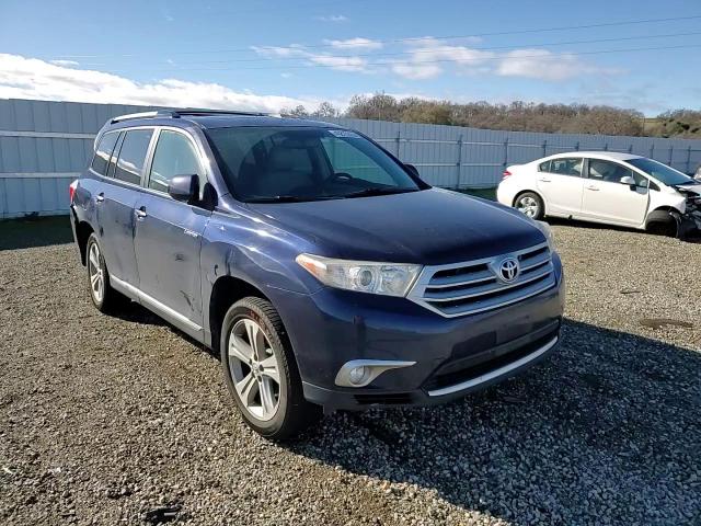 2011 Toyota Highlander - Image 11