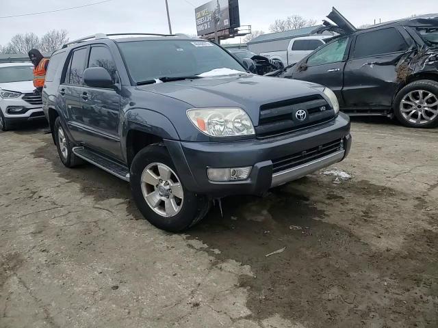 2004 Toyota 4Runner - Image 12
