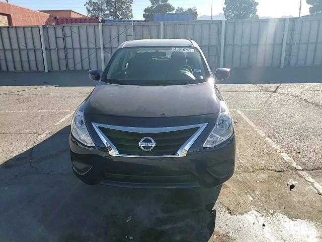 2019 Nissan Versa - Image 11