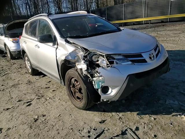 2015 Toyota RAV 4 - Image 11