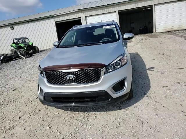 2017 Kia Sorento - Image 14