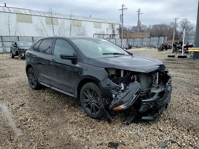 2021 Ford Edge - Image 12