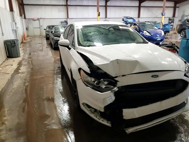 2017 Ford Fusion - Image 13