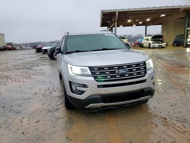 2016 Ford Explorer - Image 14