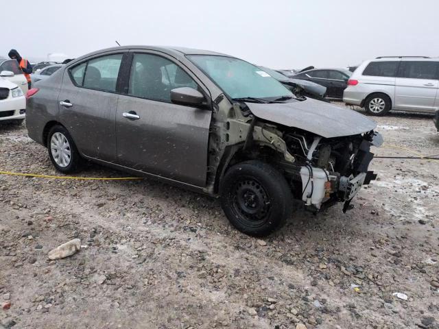 2016 Nissan Versa - Image 14