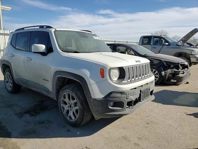2018 Jeep Renegade - Image 12
