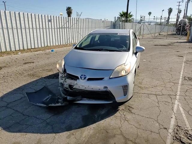 2012 Toyota Prius - Image 11