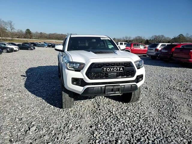 2019 Toyota Tacoma - Image 14