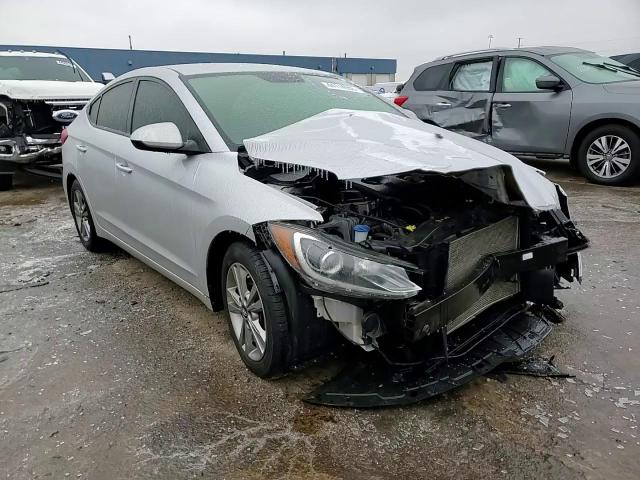 2018 Hyundai Elantra - Image 10