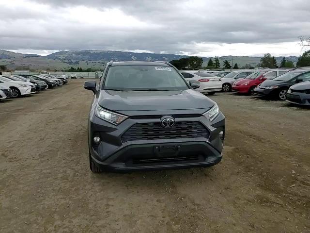2019 Toyota RAV 4 - Image 11