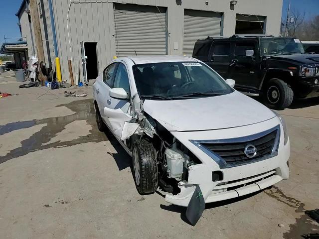 2017 Nissan Versa - Image 13