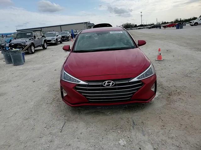 2020 Hyundai Elantra - Image 14