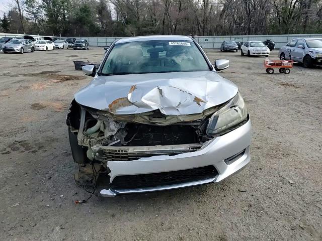 2013 Honda Accord - Image 11