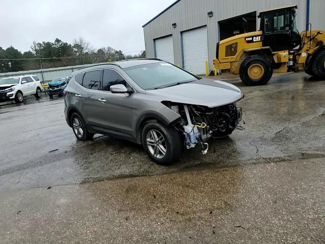 2018 Hyundai Santa Fe - Image 11
