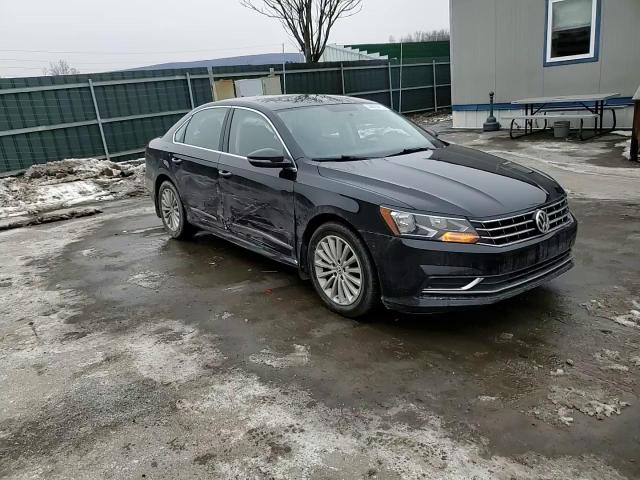 2016 Volkswagen Passat - Image 11