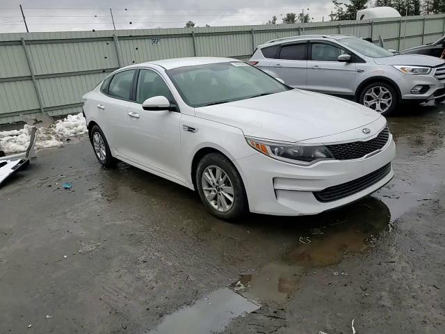 2017 Kia Optima - Image 10