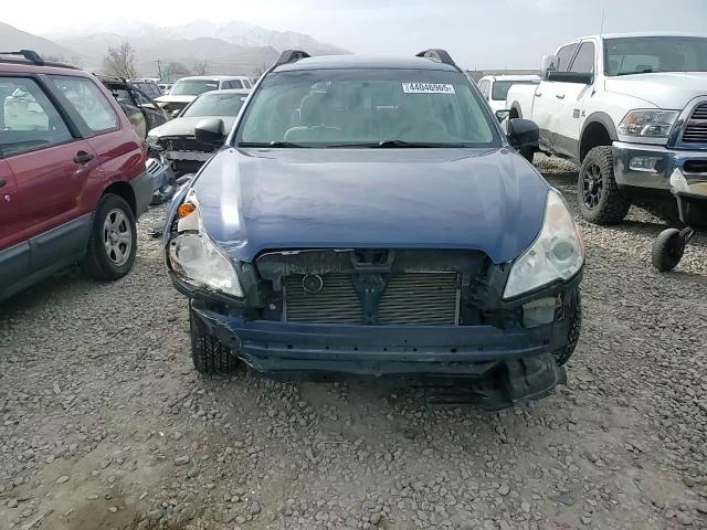 2011 Subaru Outback - Image 10