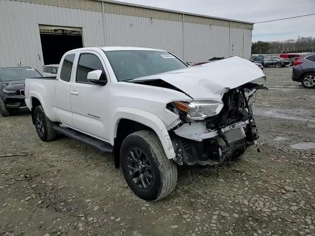 2020 Toyota Tacoma - Image 14