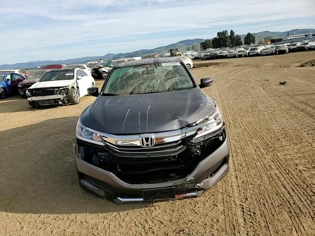 2017 Honda Accord - Image 11