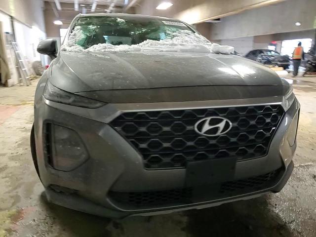 2019 Hyundai Santa Fe - Image 11