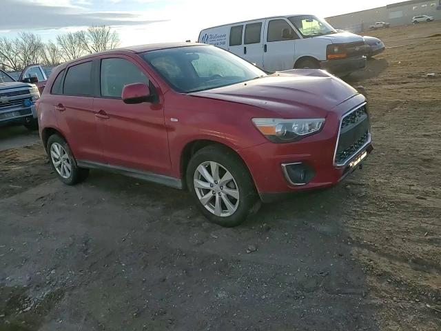 2015 Mitsubishi Outlander - Image 10