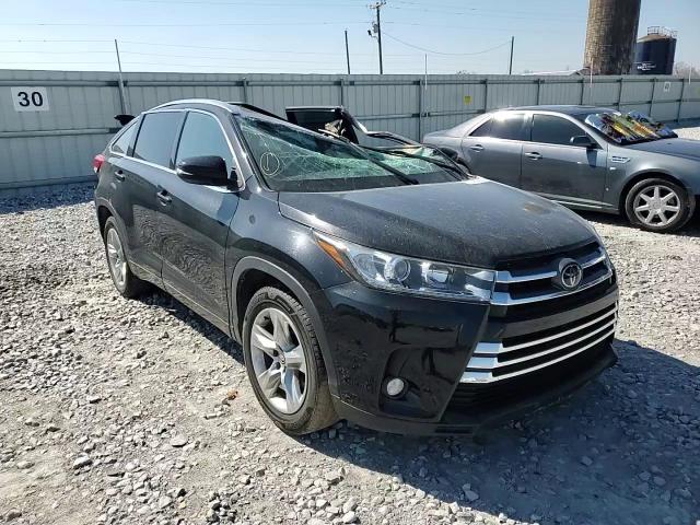 2018 Toyota Highlander - Image 11