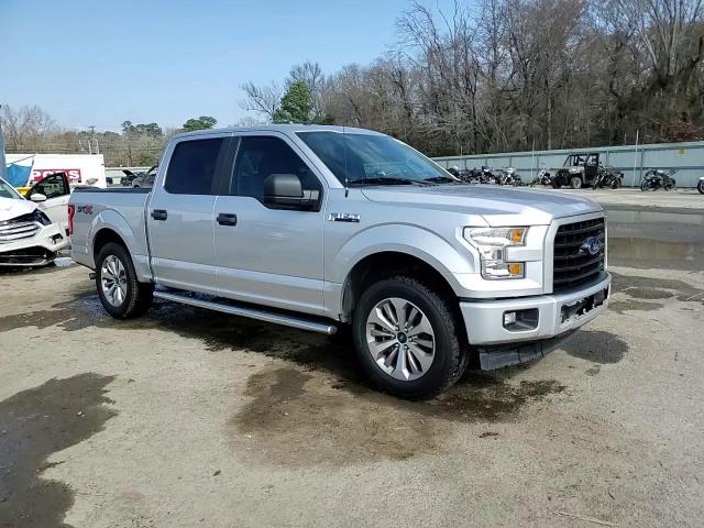 2017 Ford F-150 - Image 13