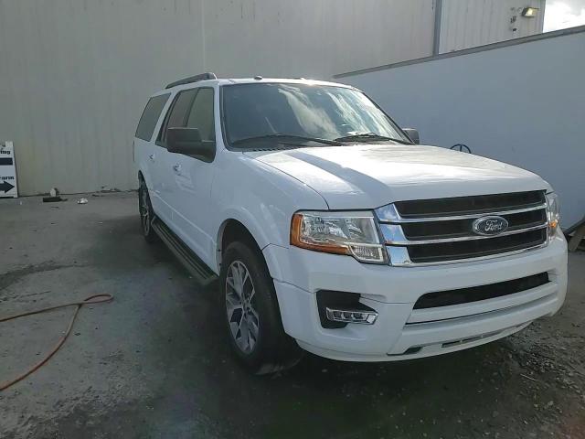 2016 Ford Expedition - Image 14