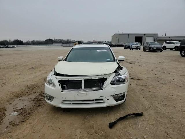 2013 Nissan Altima - Image 11