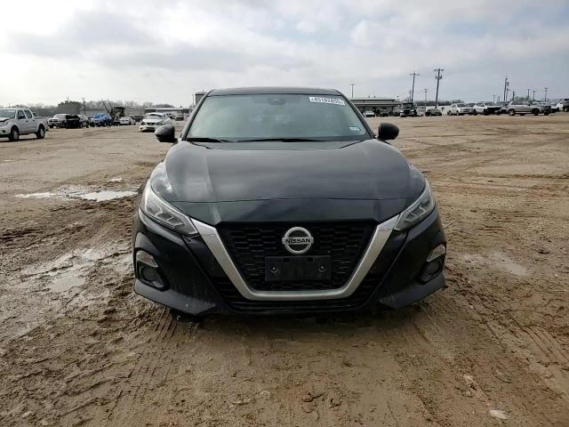 2019 Nissan Altima - Image 10
