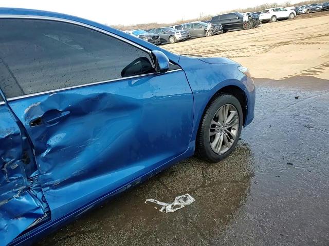 2017 Toyota Camry - Image 13