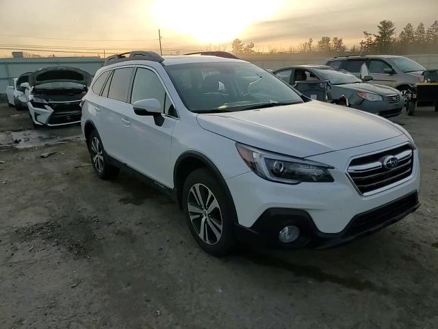 2019 Subaru Outback - Image 11