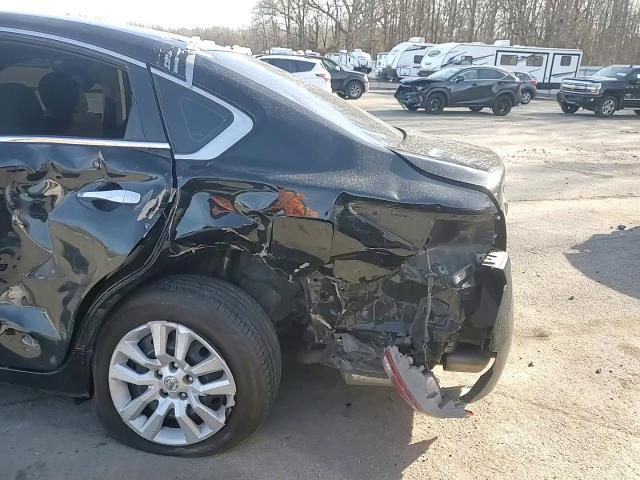 2015 Nissan Altima - Image 10