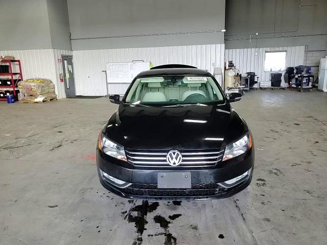 2015 Volkswagen Passat - Image 11