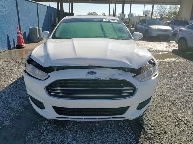2016 Ford Fusion - Image 13