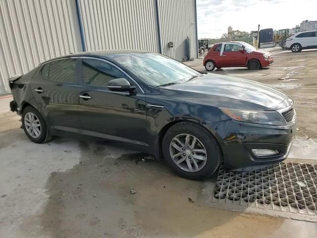 2013 Kia Optima - Image 10