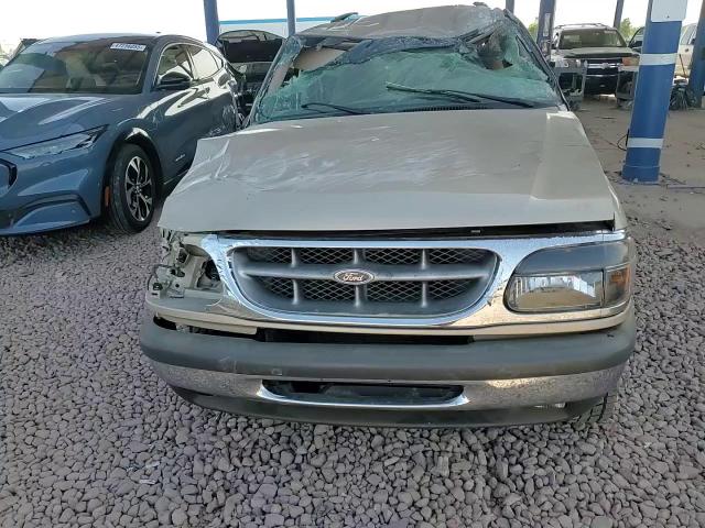 1998 Ford Explorer - Image 11