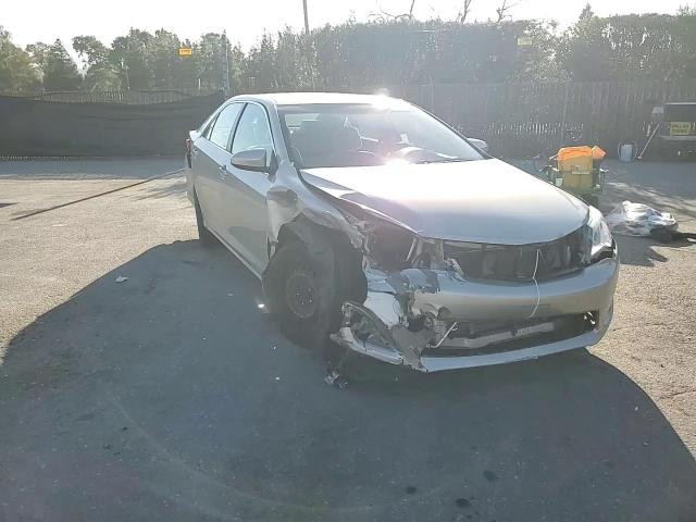 2013 Toyota Camry - Image 10