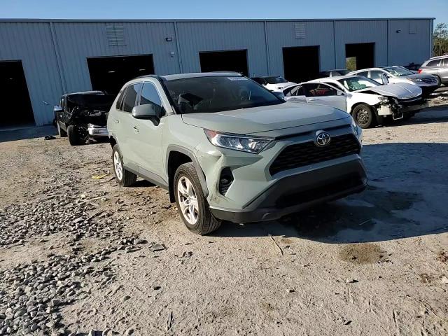 2019 Toyota RAV 4 - Image 12