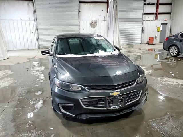 2017 Chevrolet Malibu - Image 13