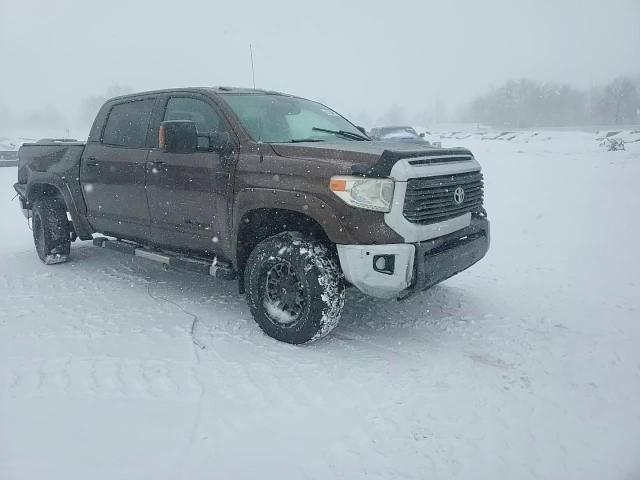 2014 Toyota Tundra - Image 13