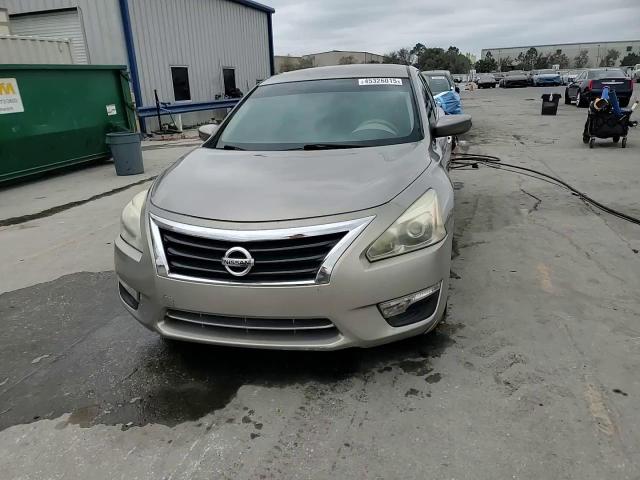 2014 Nissan Altima - Image 13